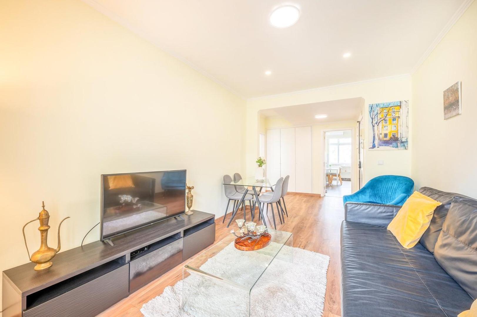 Guestready - Happy Home In Santa Cruz Lisbon Bagian luar foto