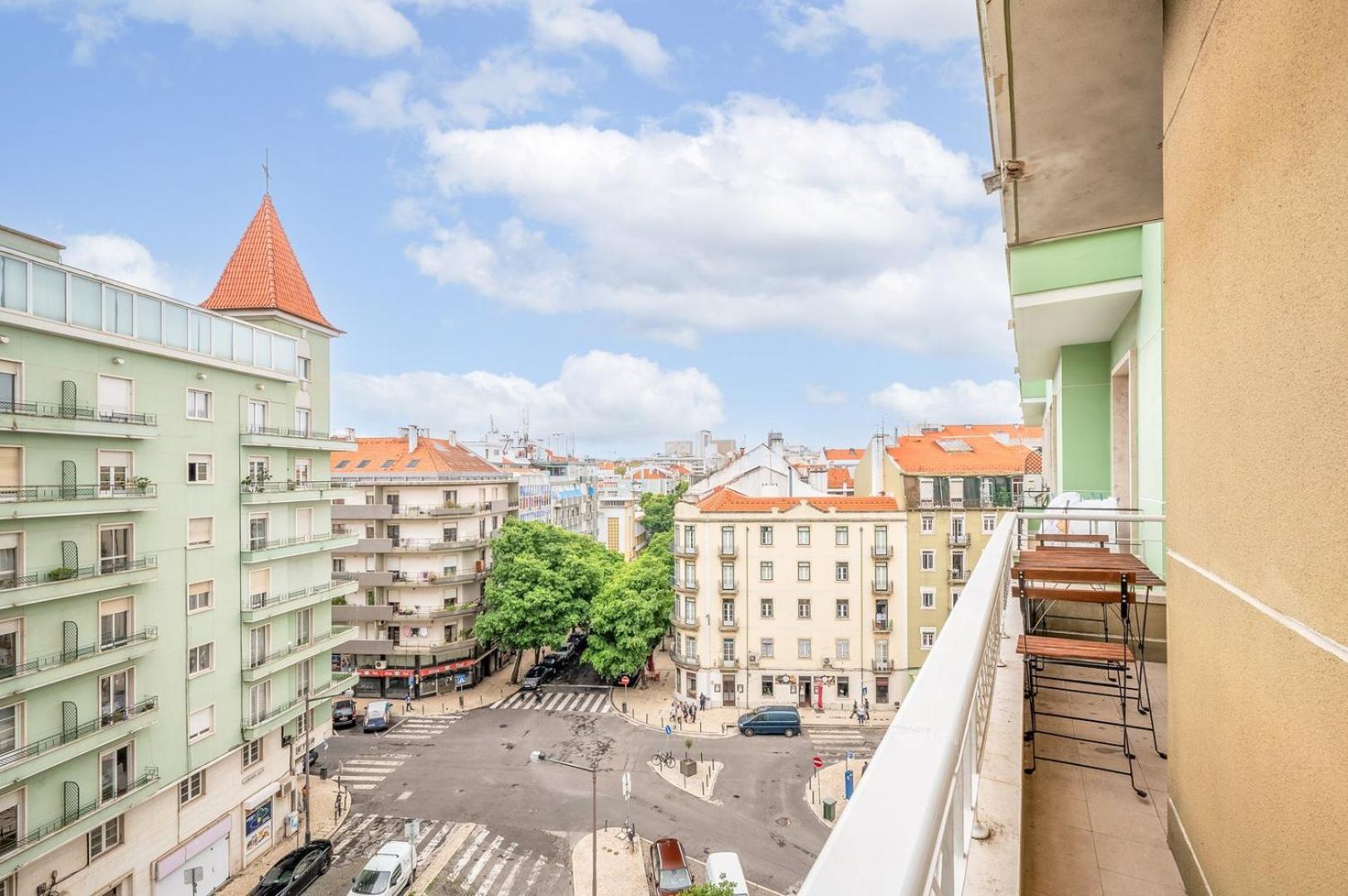 Guestready - Happy Home In Santa Cruz Lisbon Bagian luar foto